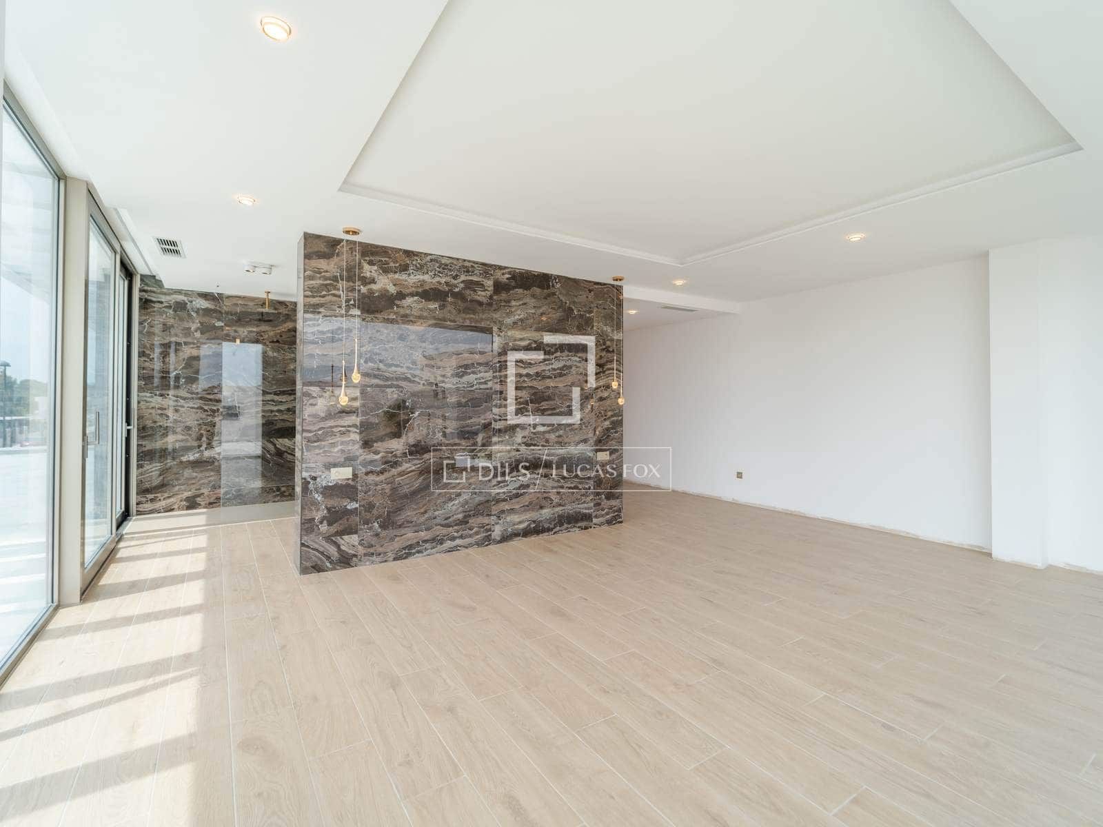 7 slaapkamer Villa te koop in Torrent met zwembad garage - € 1.495.000 (Ref: 9882581)