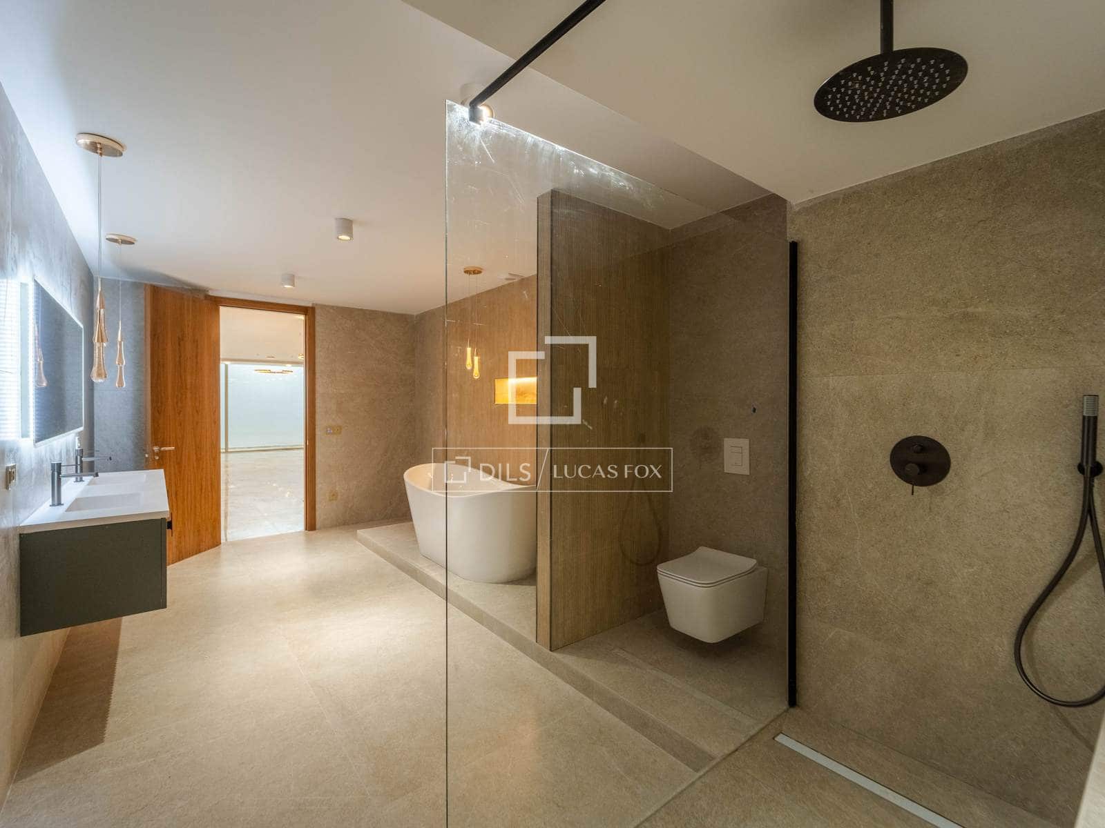 7 slaapkamer Villa te koop in Torrent met zwembad garage - € 1.495.000 (Ref: 9882581)