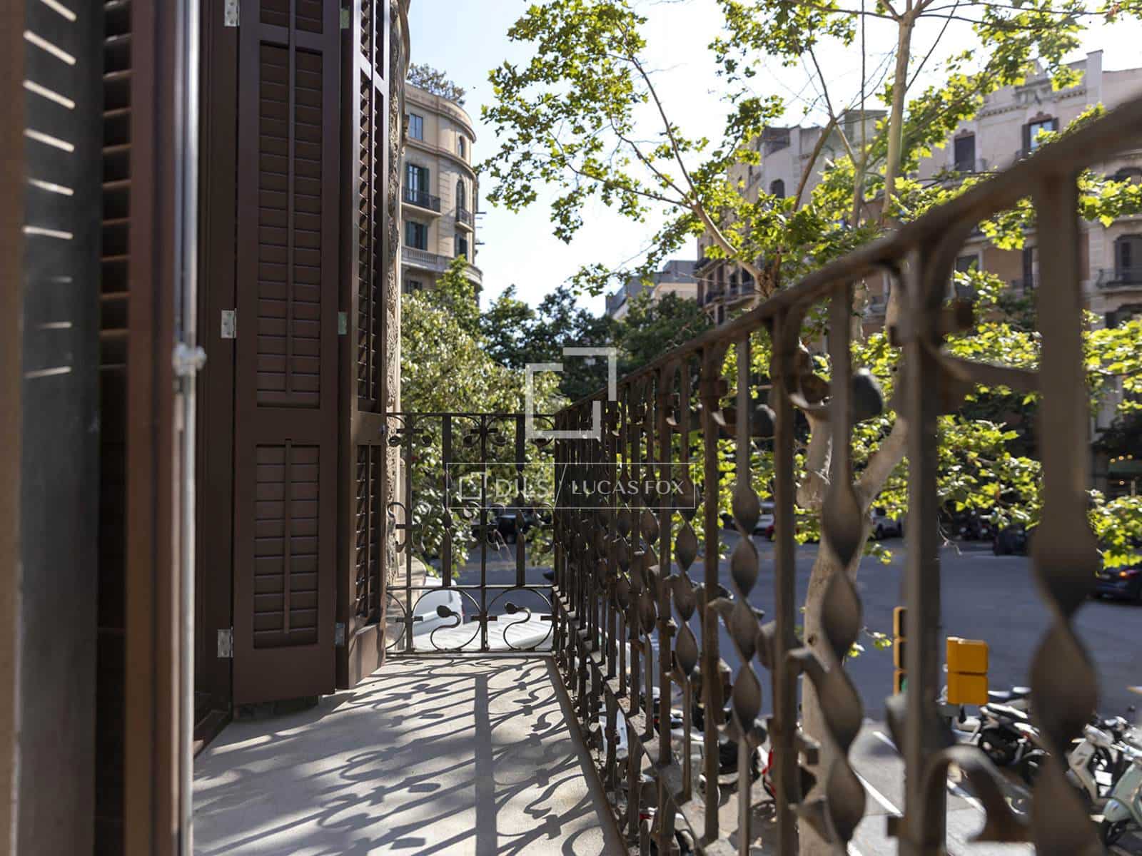 3 soveværelse Lejlighed til salg i Barcelona by - € 2.575.000 (Ref: 9883558)