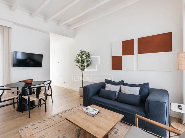 1 quarto Apartamento para arrendar em Madrid cidade - 2 500 € (Ref: 9883559)