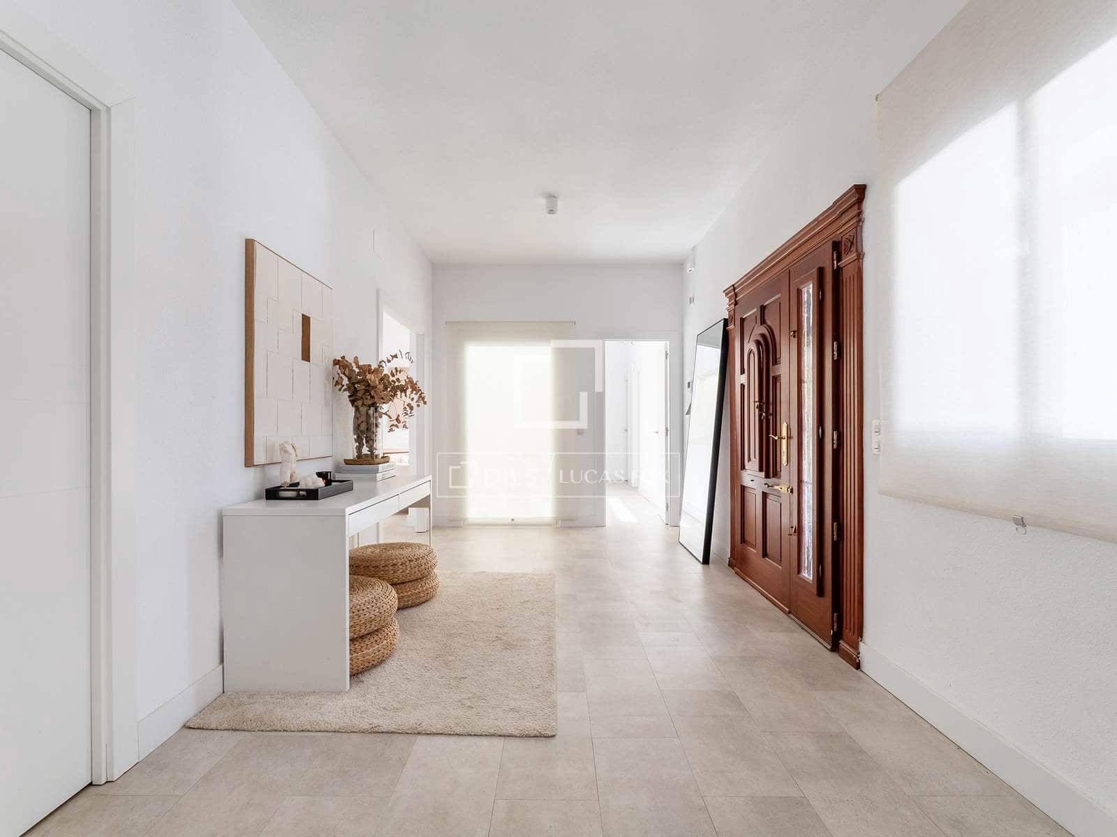 4 soverom Villa til salgs i Las Rozas de Madrid med svømmebasseng garasje - € 2 400 000 (Ref: 9883560)
