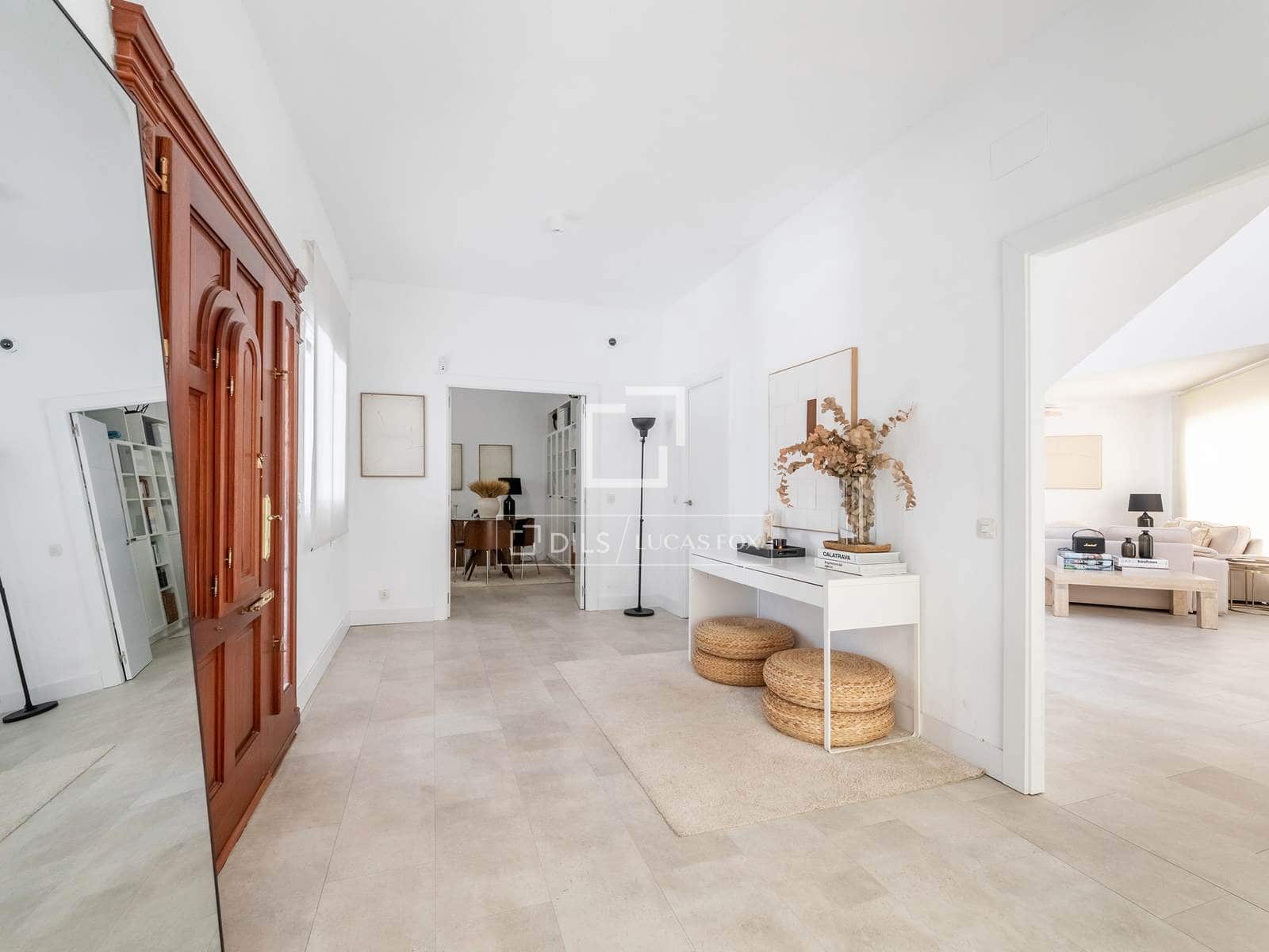 4 soverom Villa til salgs i Las Rozas de Madrid med svømmebasseng garasje - € 2 400 000 (Ref: 9883560)