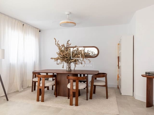 4 soverom Villa til salgs i Las Rozas de Madrid med svømmebasseng garasje - € 2 400 000 (Ref: 9883560)