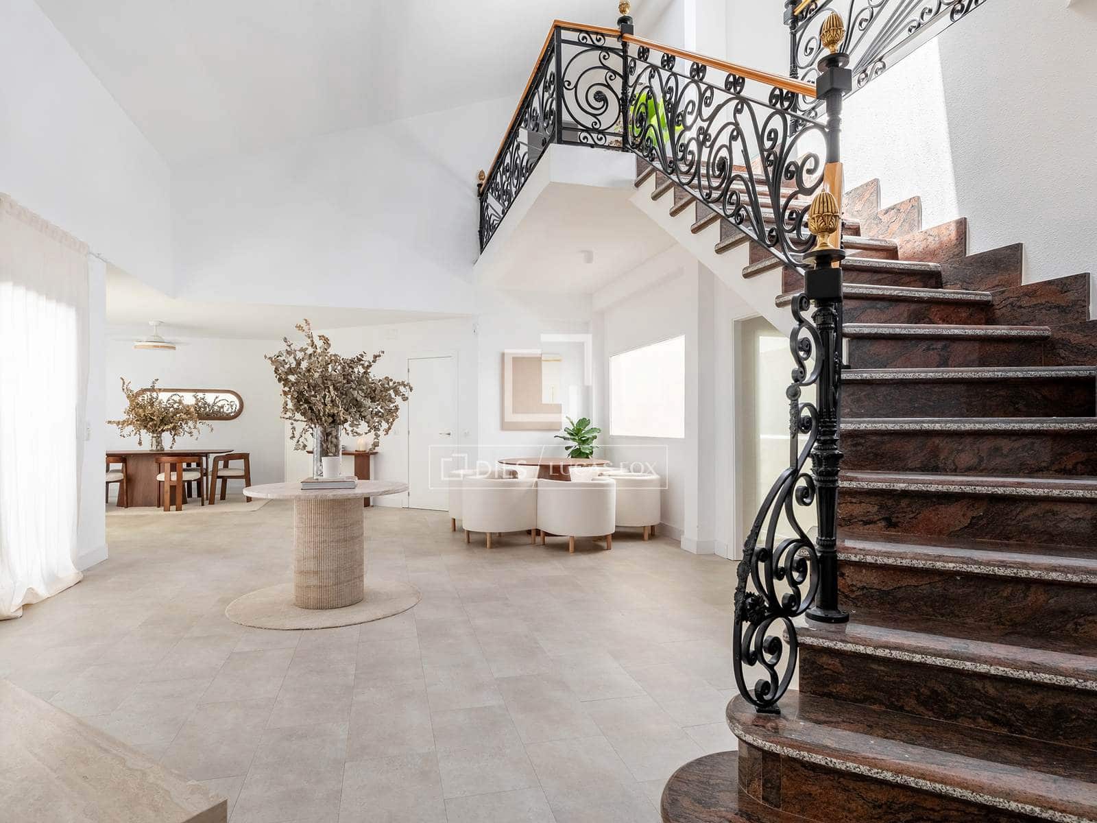 4 soverom Villa til salgs i Las Rozas de Madrid med svømmebasseng garasje - € 2 400 000 (Ref: 9883560)
