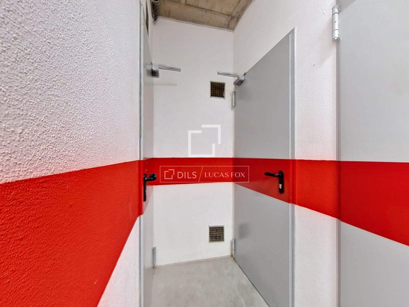 2 sypialnia Apartament do wynajęcia w Vilanova i la Geltru z basenem garażem - 1 500 € (Ref: 9883561)