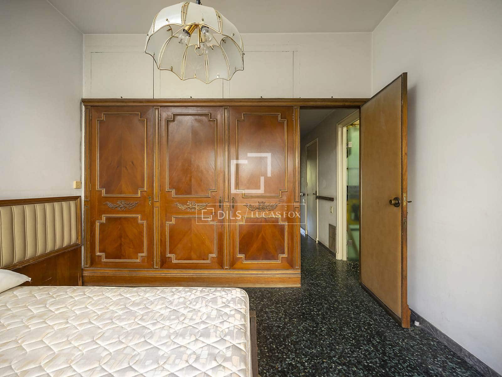 3 soveværelse Lejlighed til salg i Barcelona by - € 699.000 (Ref: 9883670)
