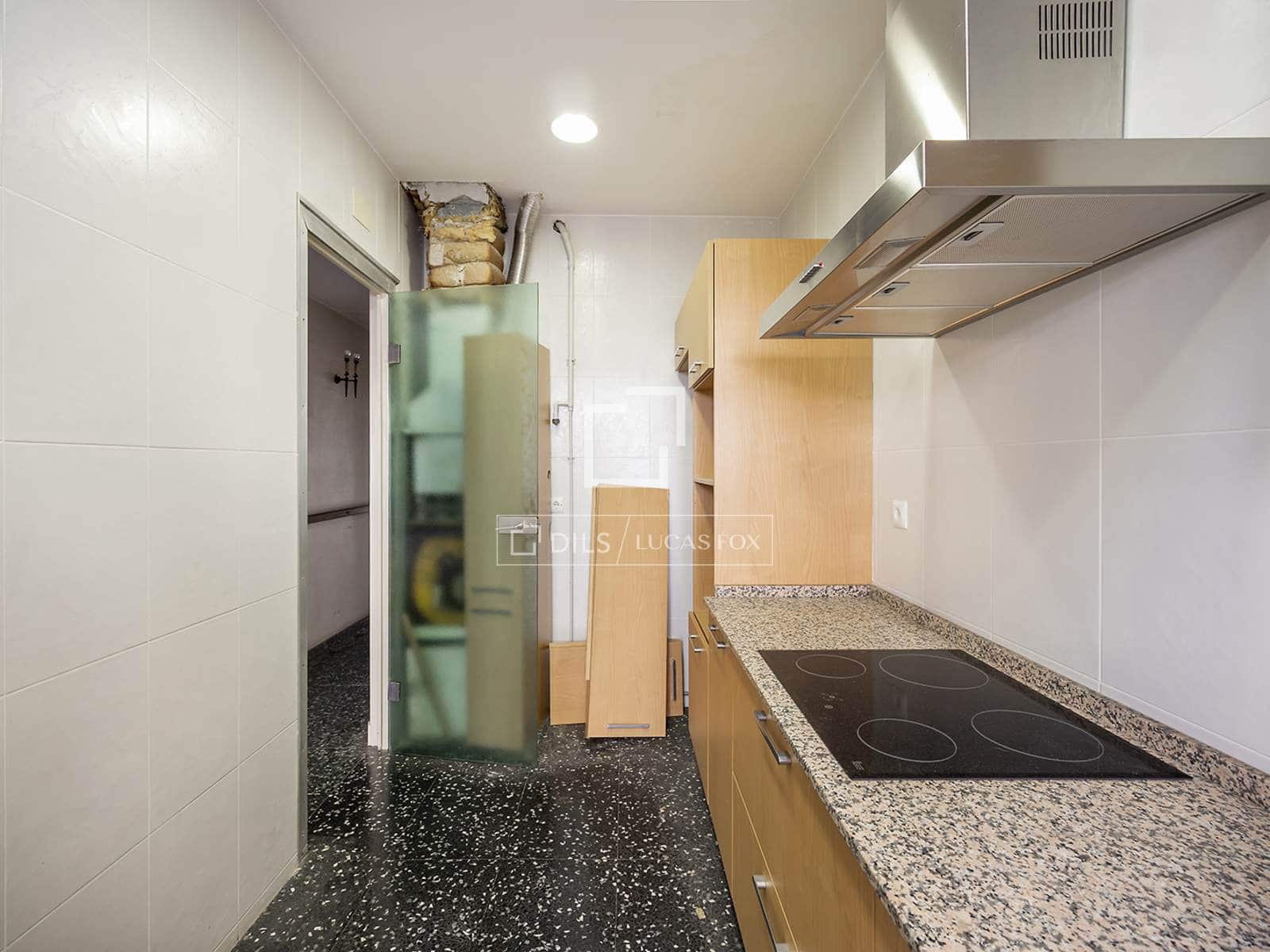 3 soveværelse Lejlighed til salg i Barcelona by - € 699.000 (Ref: 9883670)