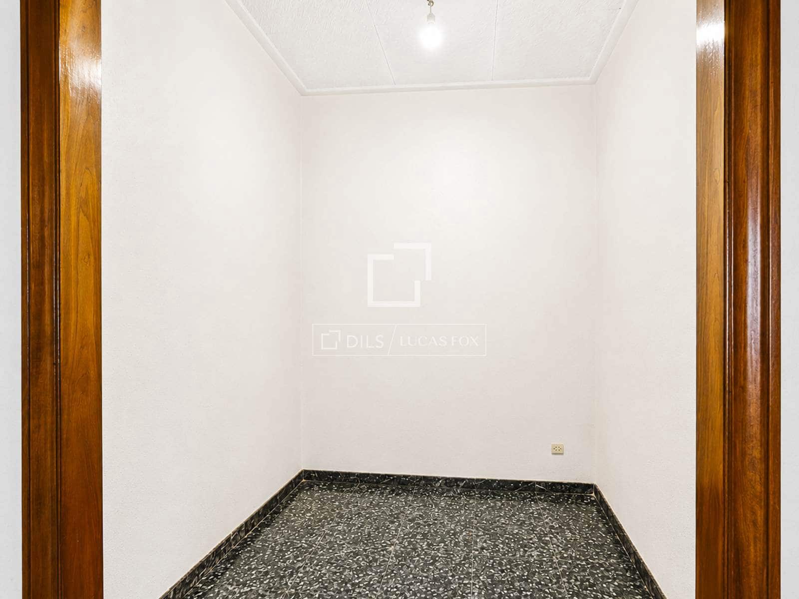 3 soveværelse Lejlighed til salg i Barcelona by - € 770.000 (Ref: 9883671)