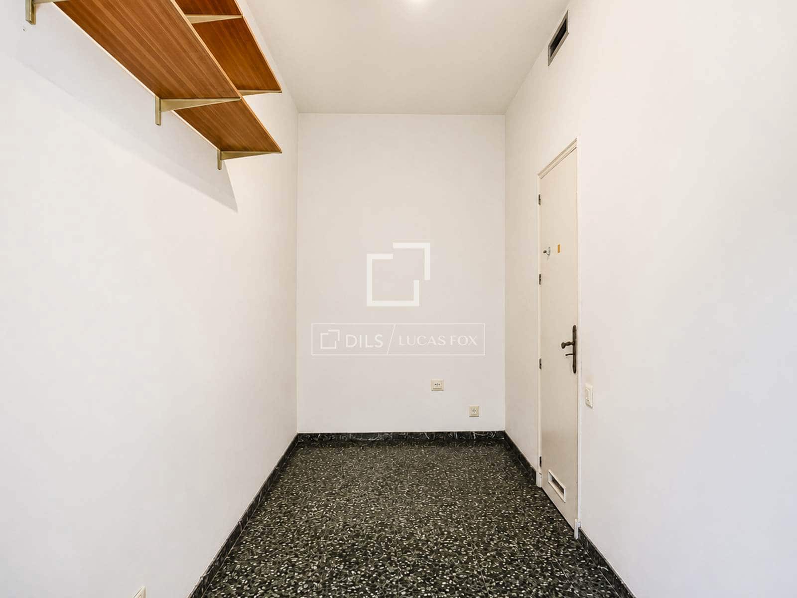 3 soveværelse Lejlighed til salg i Barcelona by - € 770.000 (Ref: 9883671)