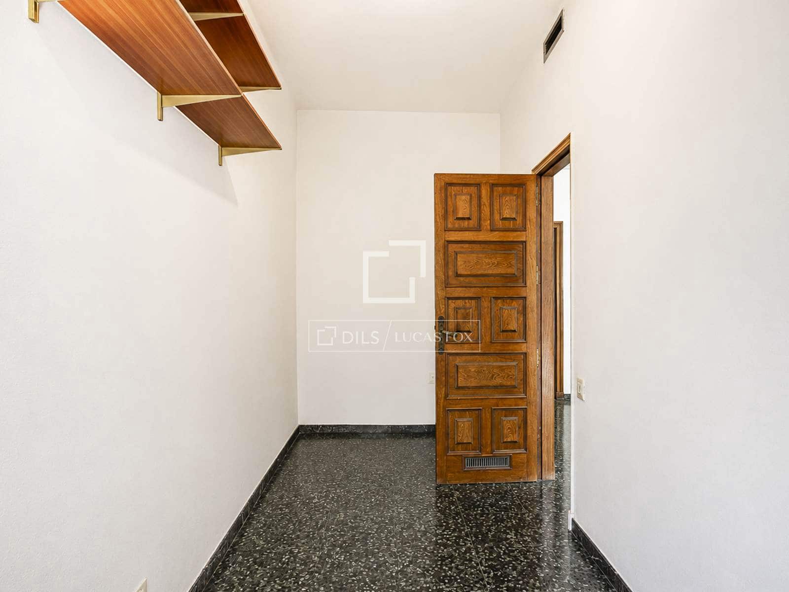 3 soveværelse Lejlighed til salg i Barcelona by - € 770.000 (Ref: 9883671)