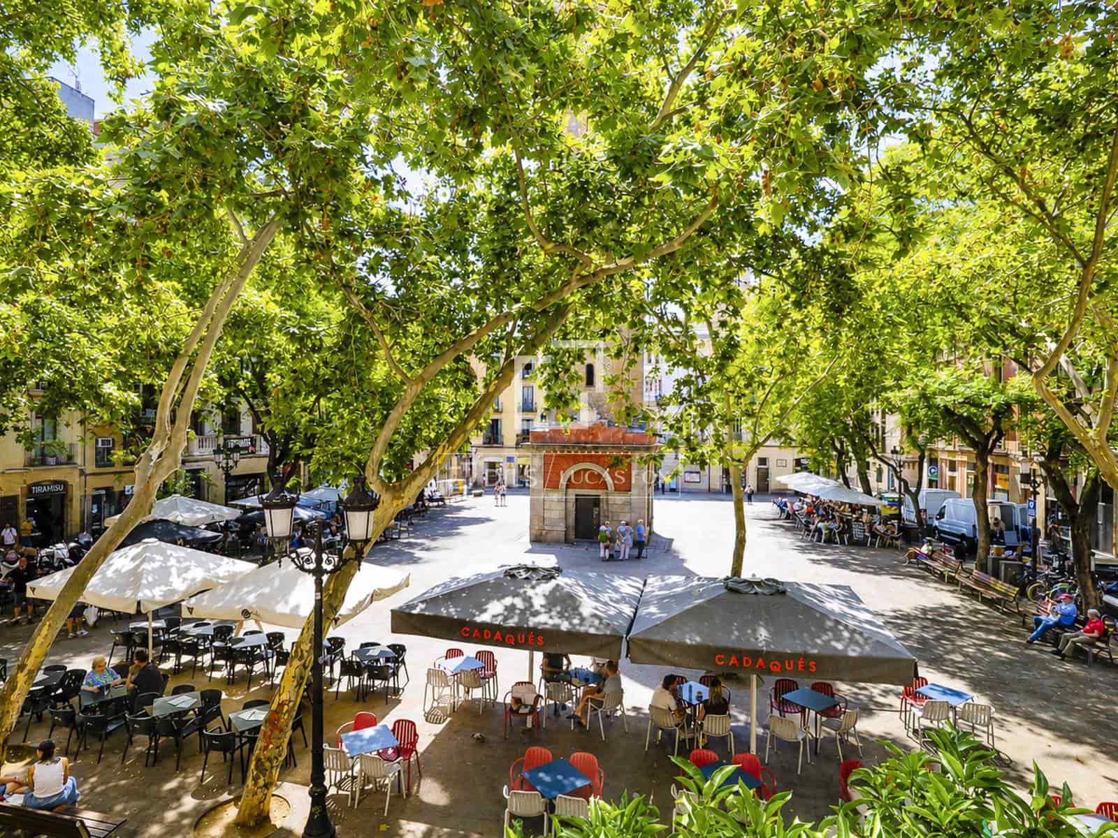 3 soveværelse Lejlighed til salg i Barcelona by - € 770.000 (Ref: 9883671)