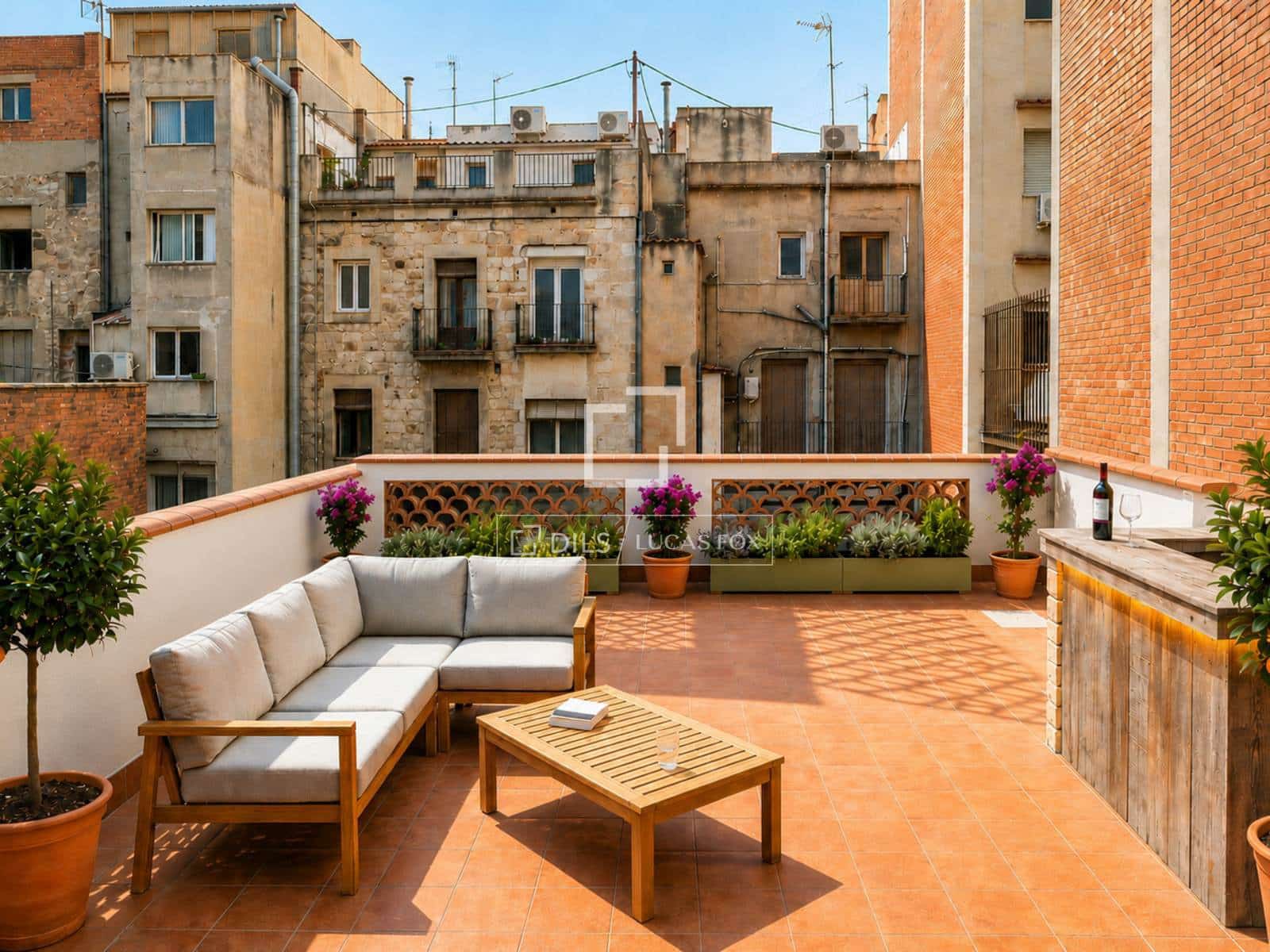 3 soveværelse Lejlighed til salg i Barcelona by - € 770.000 (Ref: 9883671)