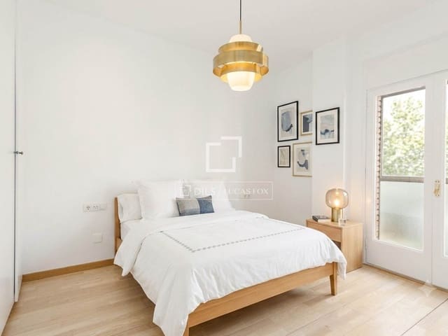 2 soverom Leilighet til salgs i Barcelona by med garasje - € 485 000 (Ref: 9883672)