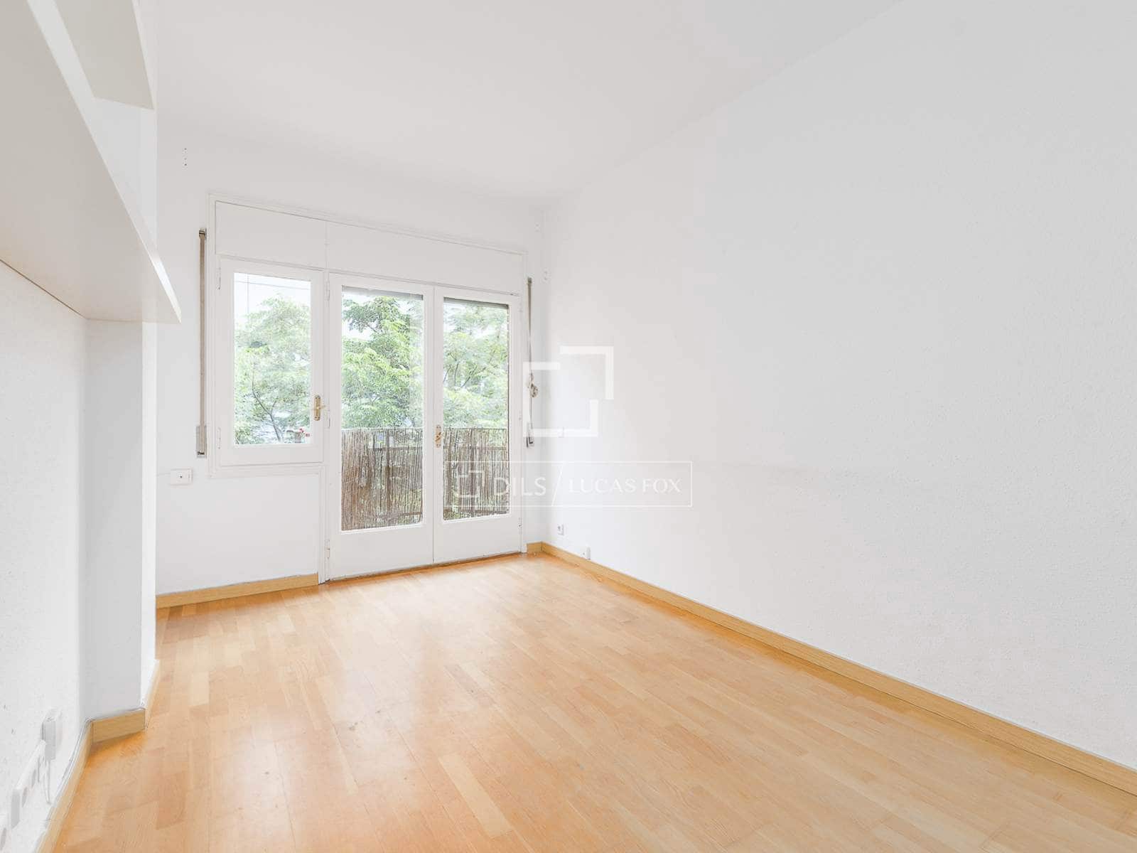 2 soverom Leilighet til salgs i Barcelona by med garasje - € 485 000 (Ref: 9883672)