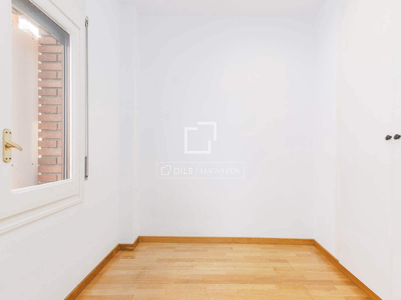 2 soverom Leilighet til salgs i Barcelona by med garasje - € 485 000 (Ref: 9883672)