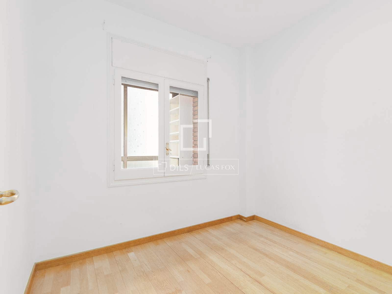 2 soverom Leilighet til salgs i Barcelona by med garasje - € 485 000 (Ref: 9883672)
