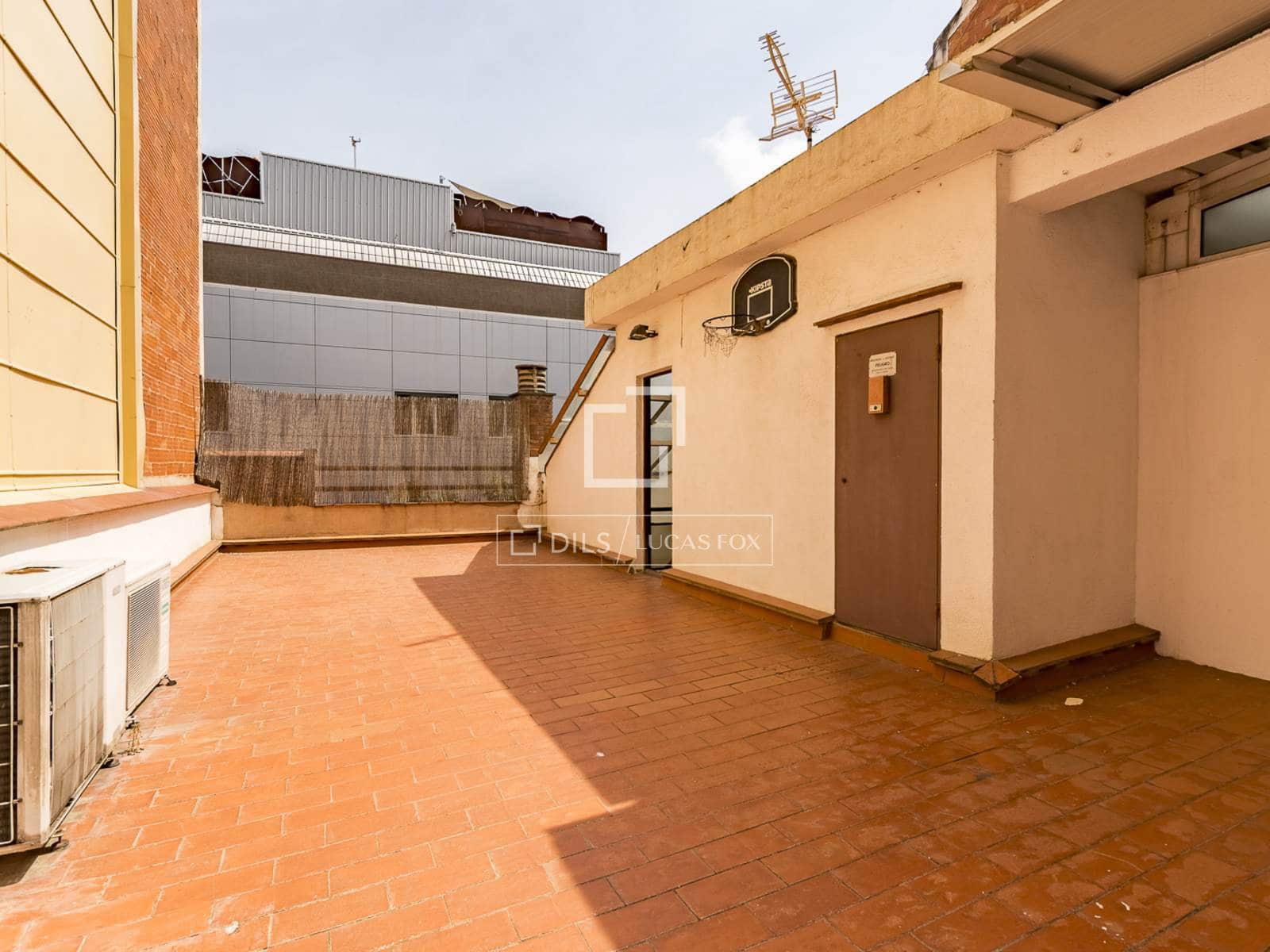 2 soverom Leilighet til salgs i Barcelona by med garasje - € 485 000 (Ref: 9883672)
