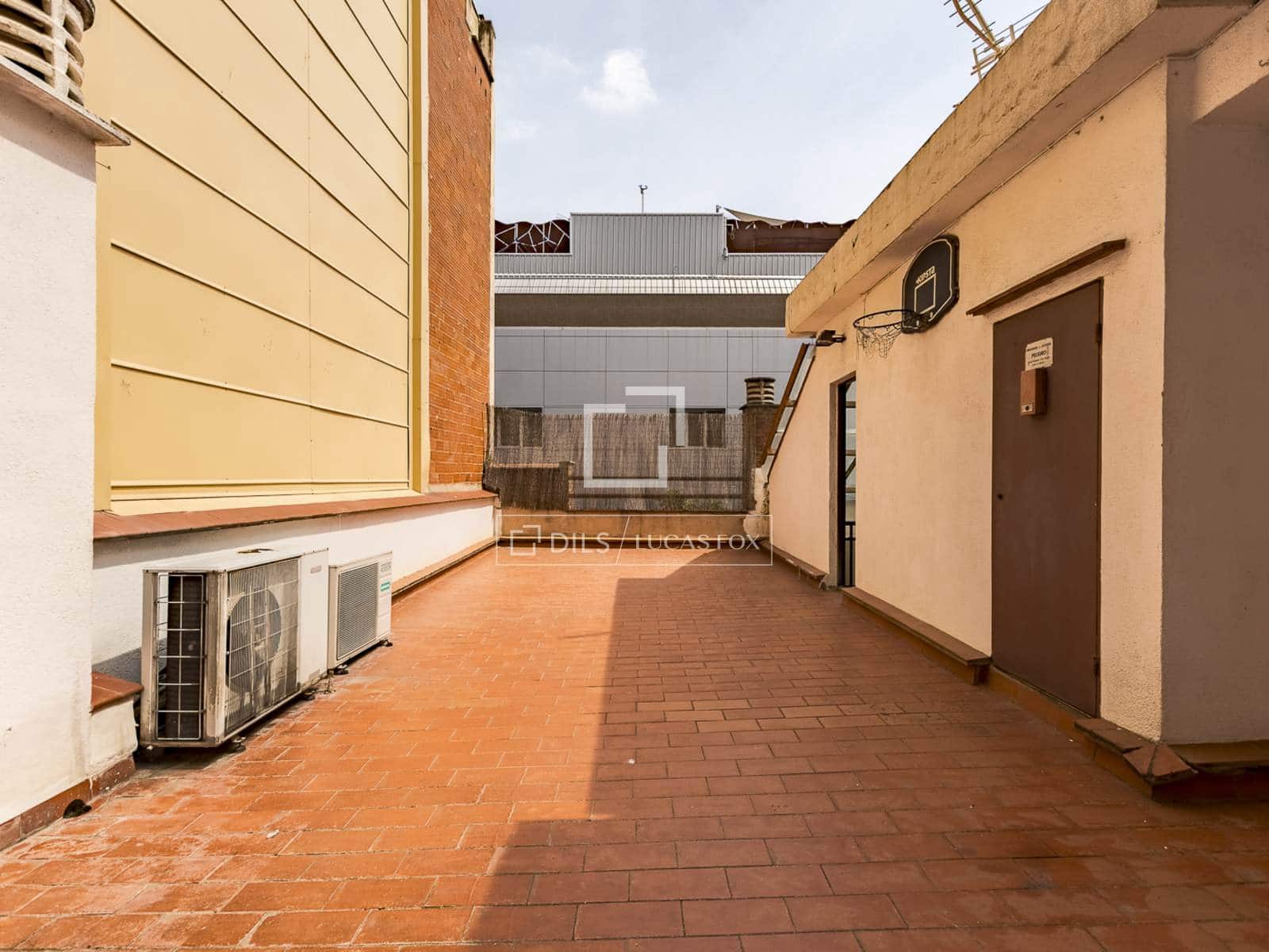 2 soverom Leilighet til salgs i Barcelona by med garasje - € 485 000 (Ref: 9883672)