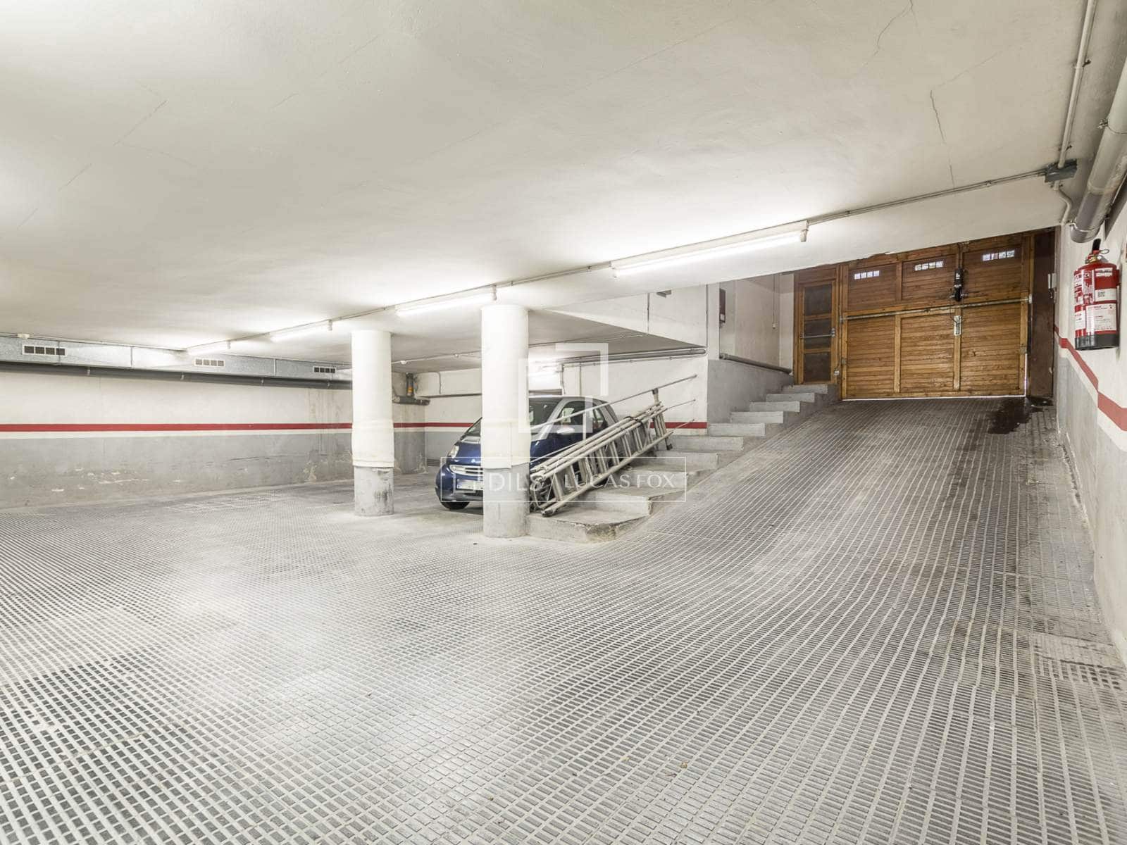 2 soverom Leilighet til salgs i Barcelona by med garasje - € 485 000 (Ref: 9883672)