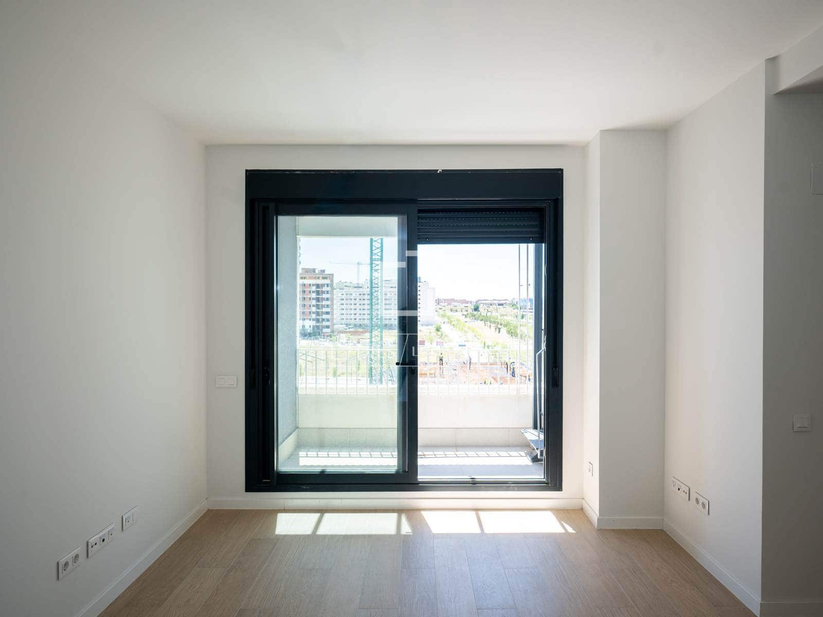 1 soveværelse Lejlighed til leje i Madrid by med swimmingpool garage - € 1.200 (Ref: 9883675)