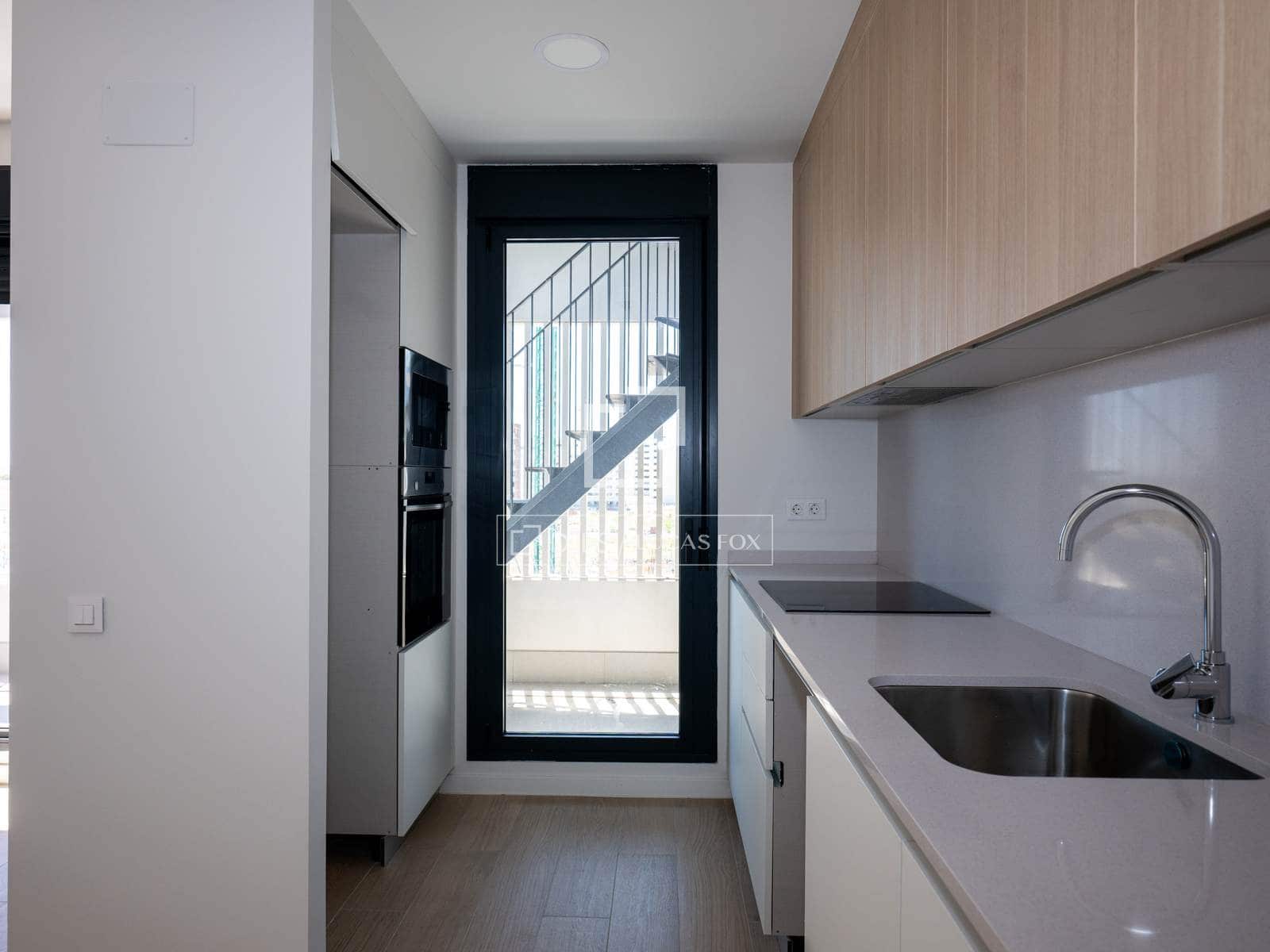 1 soveværelse Lejlighed til leje i Madrid by med swimmingpool garage - € 1.200 (Ref: 9883675)