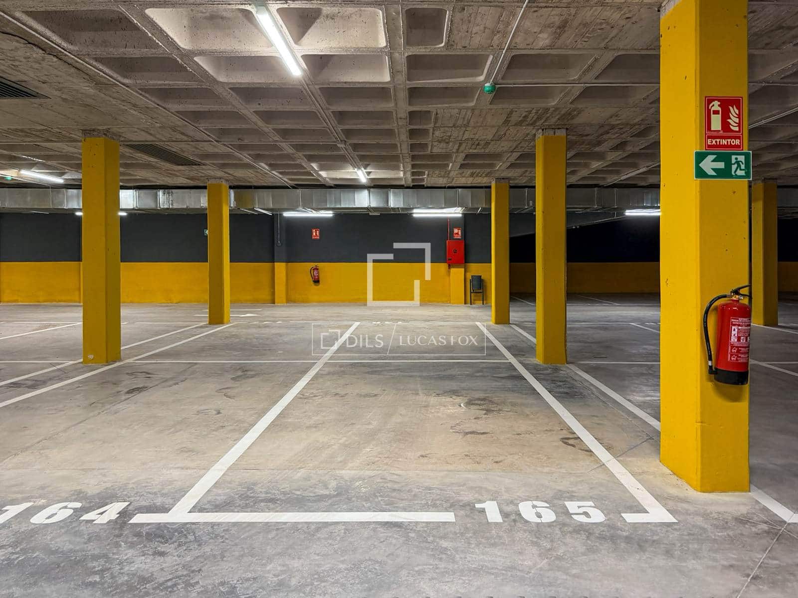 1 soveværelse Lejlighed til leje i Madrid by med swimmingpool garage - € 1.200 (Ref: 9883675)