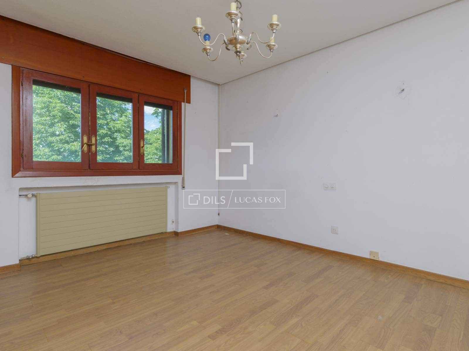 8 soveværelse Villa til salg i Pozuelo de Alarcon med swimmingpool garage - € 2.500.000 (Ref: 9883677)