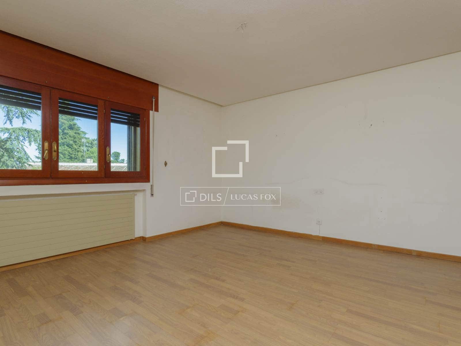 8 soveværelse Villa til salg i Pozuelo de Alarcon med swimmingpool garage - € 2.500.000 (Ref: 9883677)