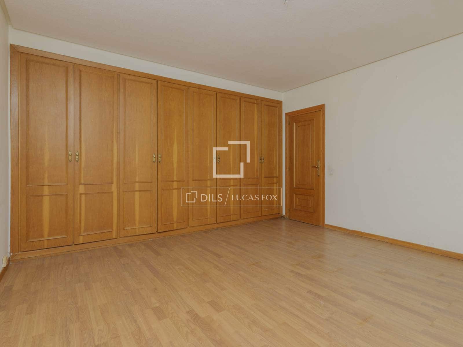 8 soveværelse Villa til salg i Pozuelo de Alarcon med swimmingpool garage - € 2.500.000 (Ref: 9883677)