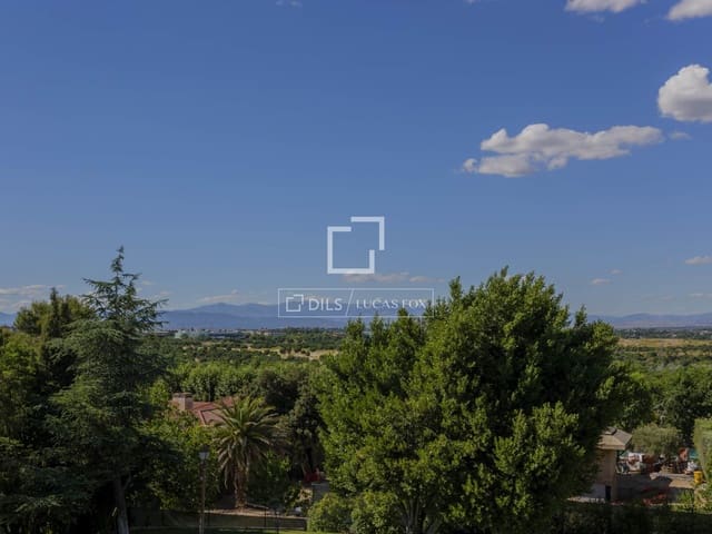 8 slaapkamer Villa te koop in Pozuelo de Alarcón met zwembad garage - € 2.500.000 (Ref: 9883677)