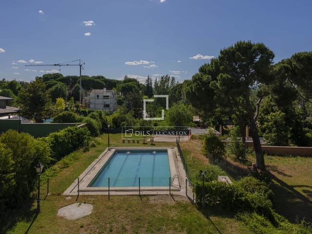 8 slaapkamer Villa te koop in Pozuelo de Alarcón met zwembad garage - € 2.500.000 (Ref: 9883677)