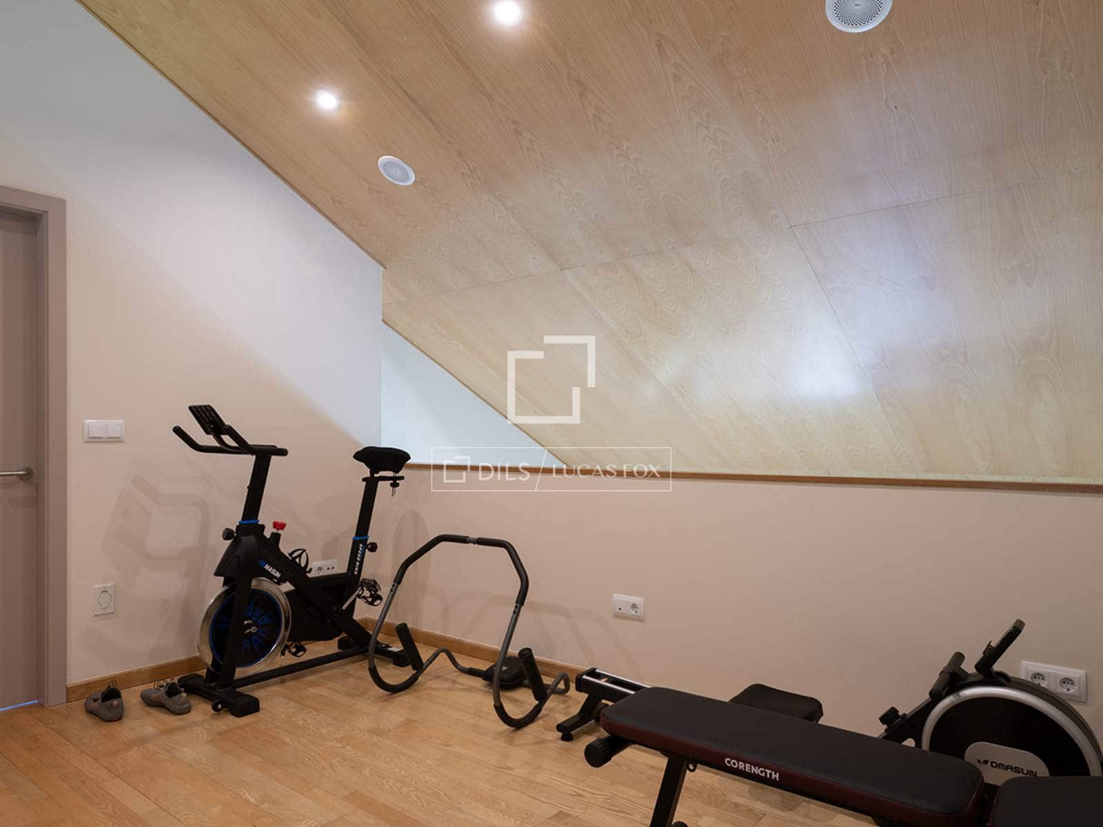4 soveværelse Villa til salg i Tui med garage - € 595.000 (Ref: 9883678)