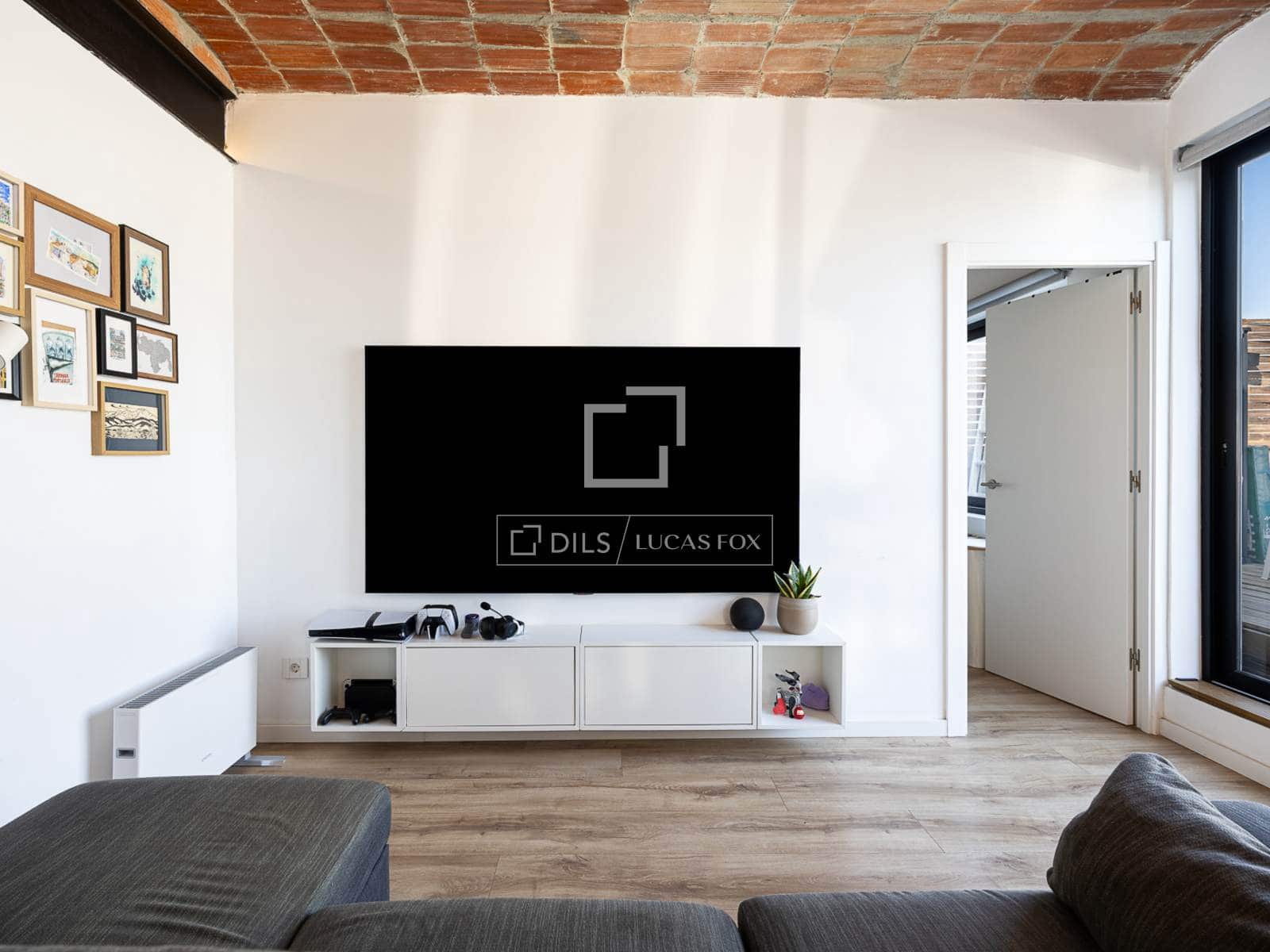 1 sypialnia Penthouse na sprzedaż w Miasto Barcelona - 380 000 € (Ref: 9883679)