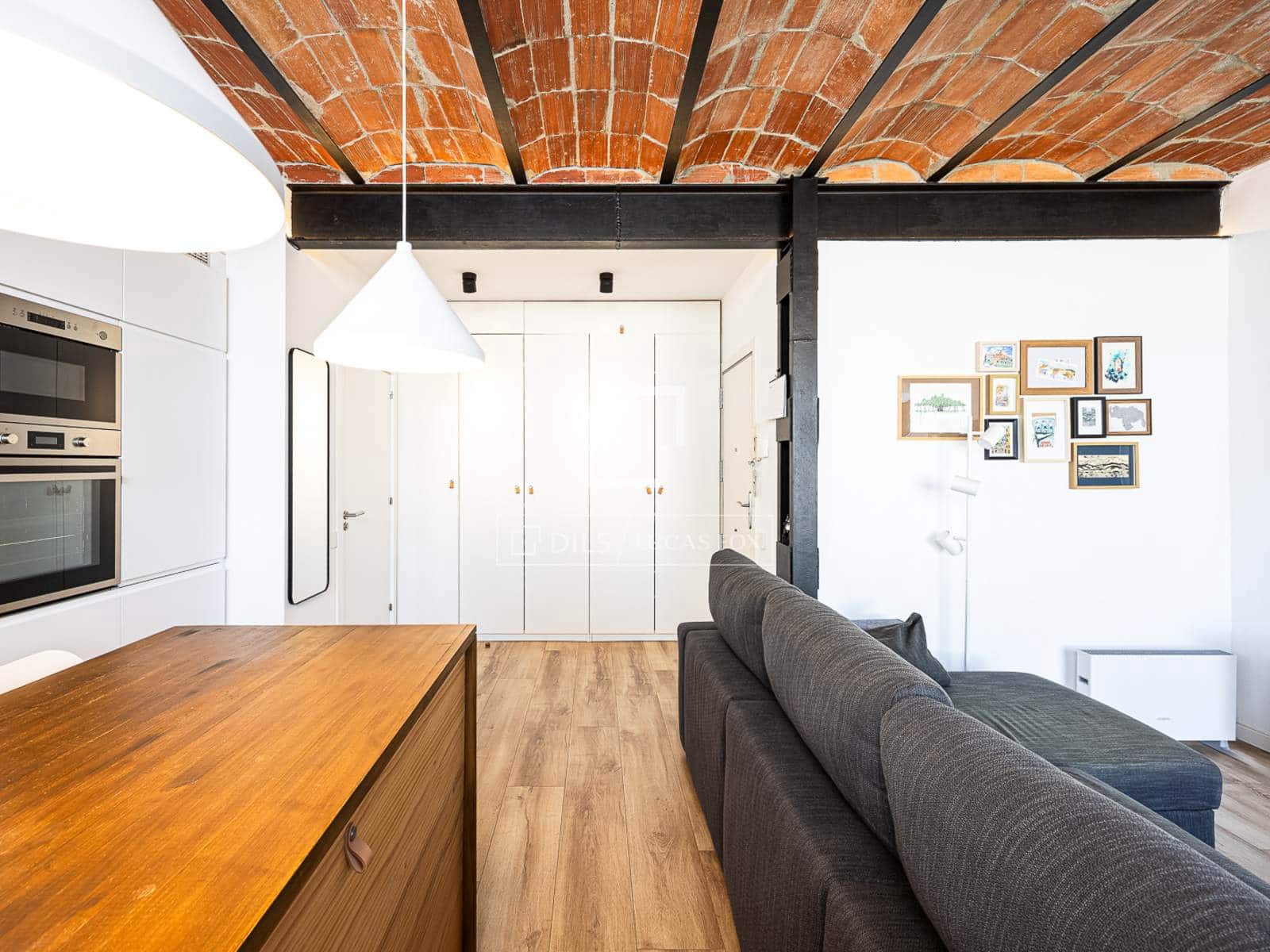 1 sypialnia Penthouse na sprzedaż w Miasto Barcelona - 380 000 € (Ref: 9883679)