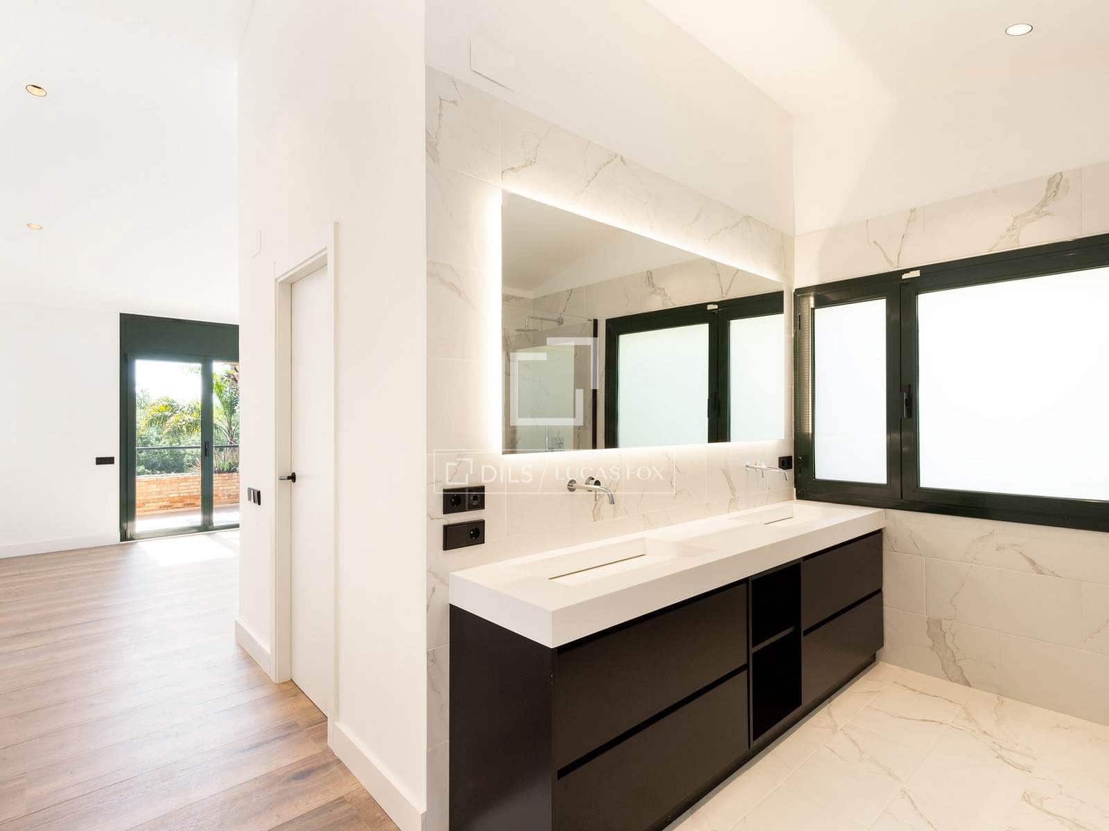 5 bedroom Villa for rent in Castelldefels with pool garage - € 10,500 (Ref: 9883681)