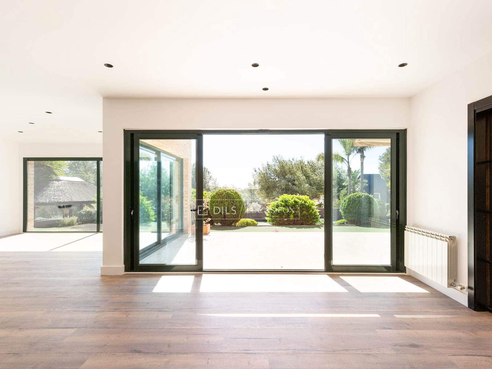 5 bedroom Villa for rent in Castelldefels with pool garage - € 10,500 (Ref: 9883681)
