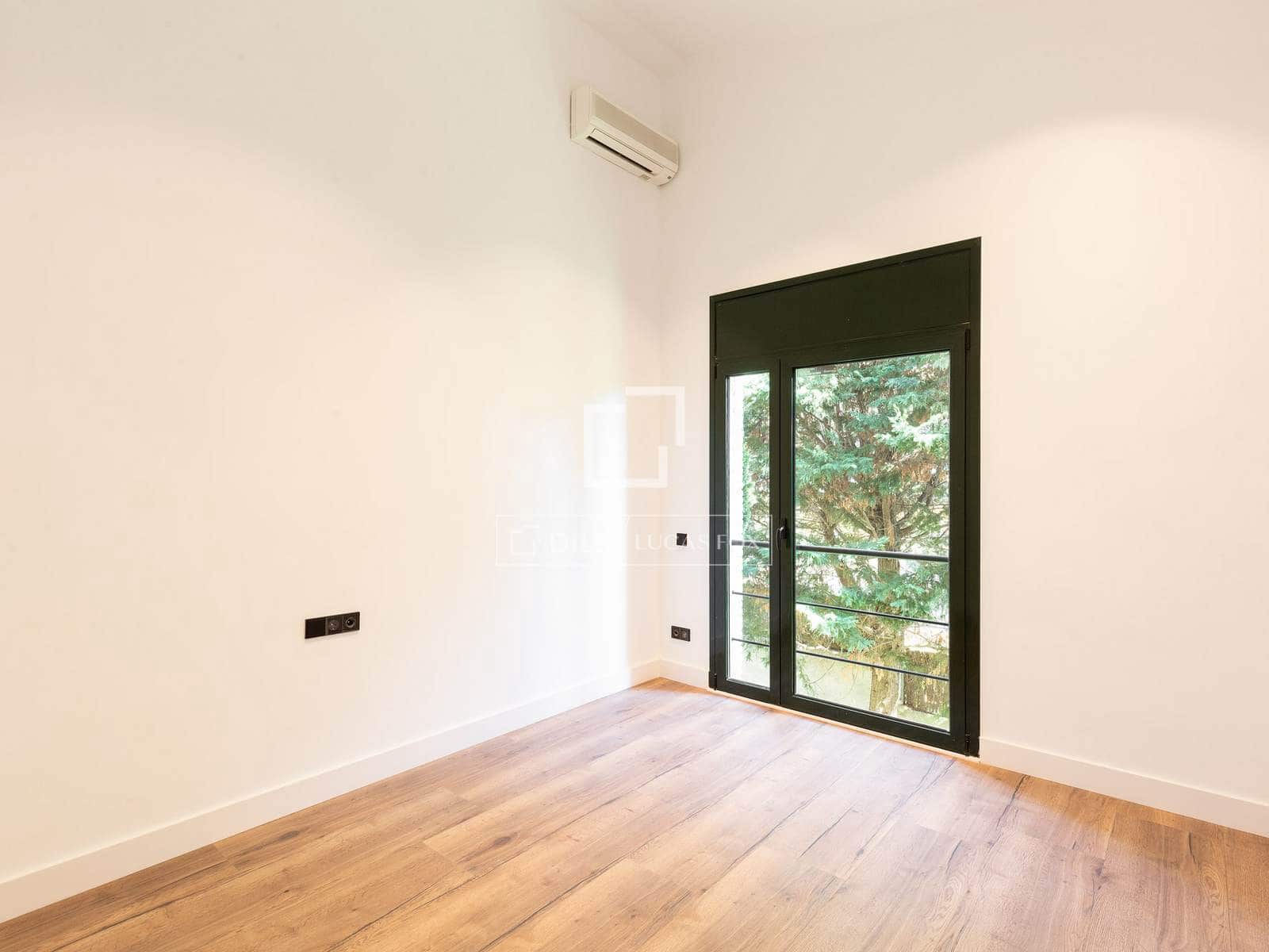 5 bedroom Villa for rent in Castelldefels with pool garage - € 10,500 (Ref: 9883681)
