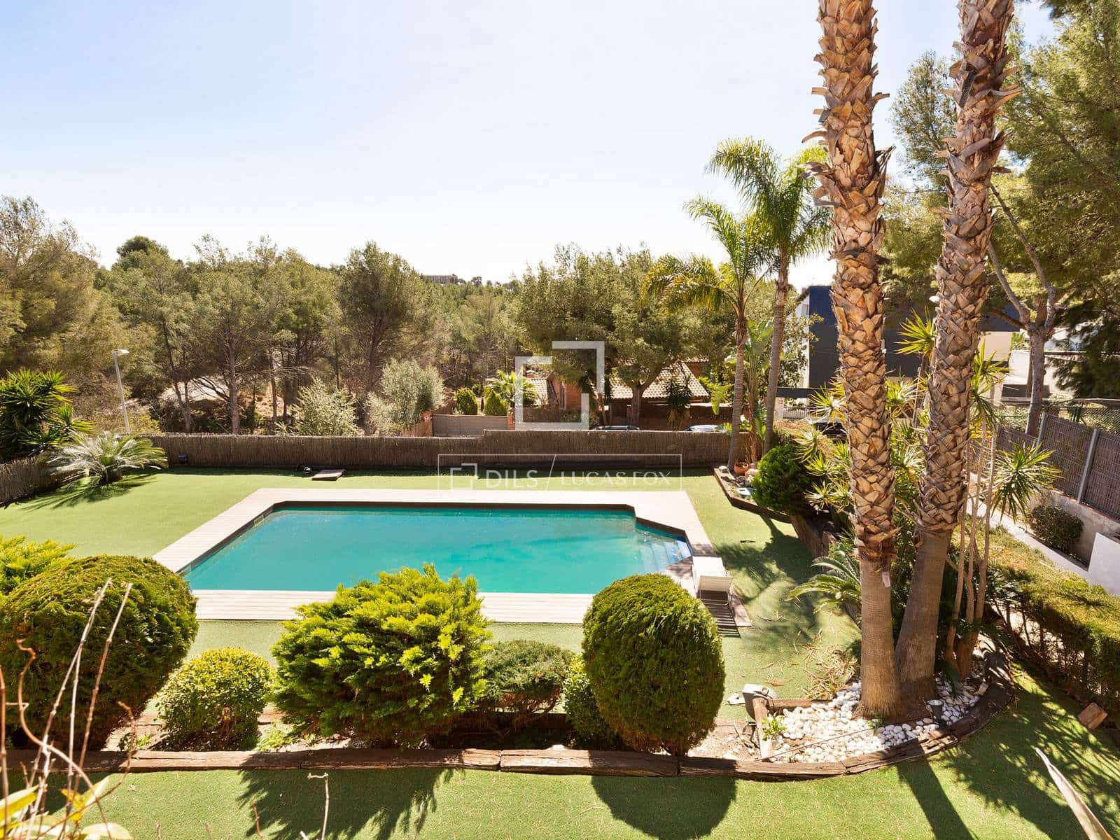 5 bedroom Villa for rent in Castelldefels with pool garage - € 10,500 (Ref: 9883681)