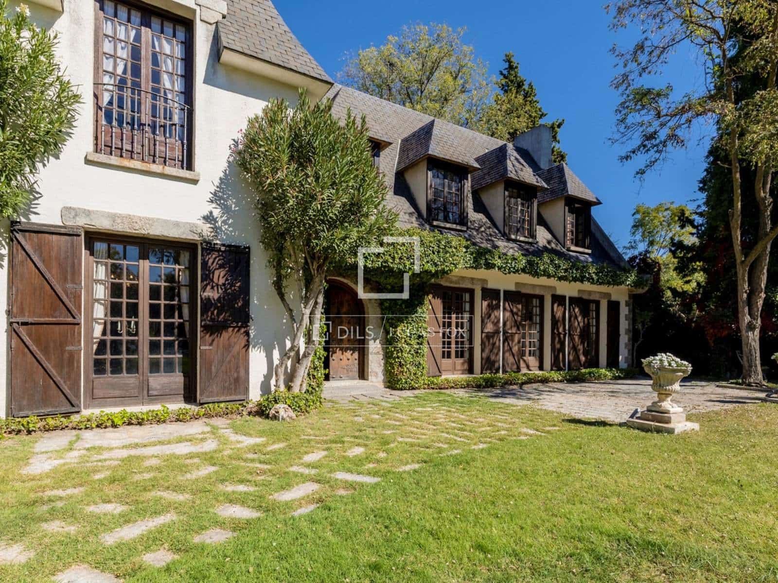5 chambre Villa/Maison à vendre à Pozuelo de Alarcon - 3 800 000 € (Ref: 9883782)