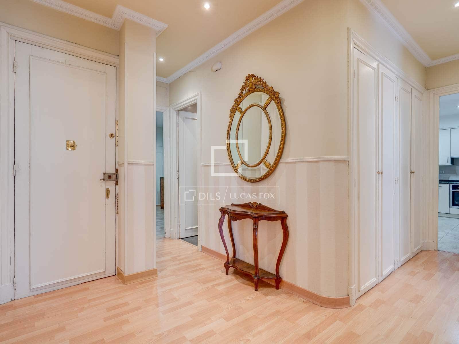 4 bedroom Apartment for sale in Donostia-San Sebastian - € 980,000 (Ref: 9883784)
