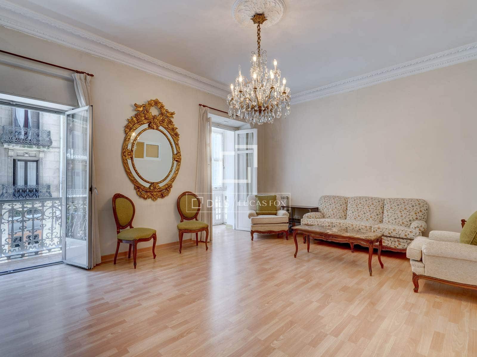 4 bedroom Apartment for sale in Donostia-San Sebastian - € 980,000 (Ref: 9883784)