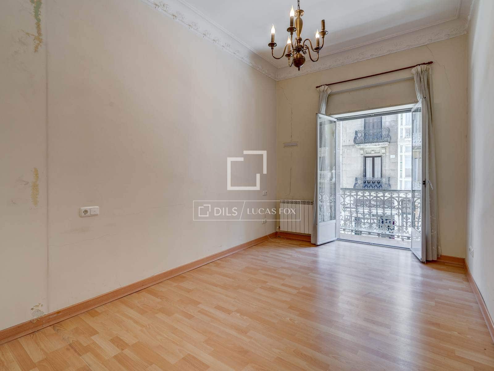 4 bedroom Apartment for sale in Donostia-San Sebastian - € 980,000 (Ref: 9883784)