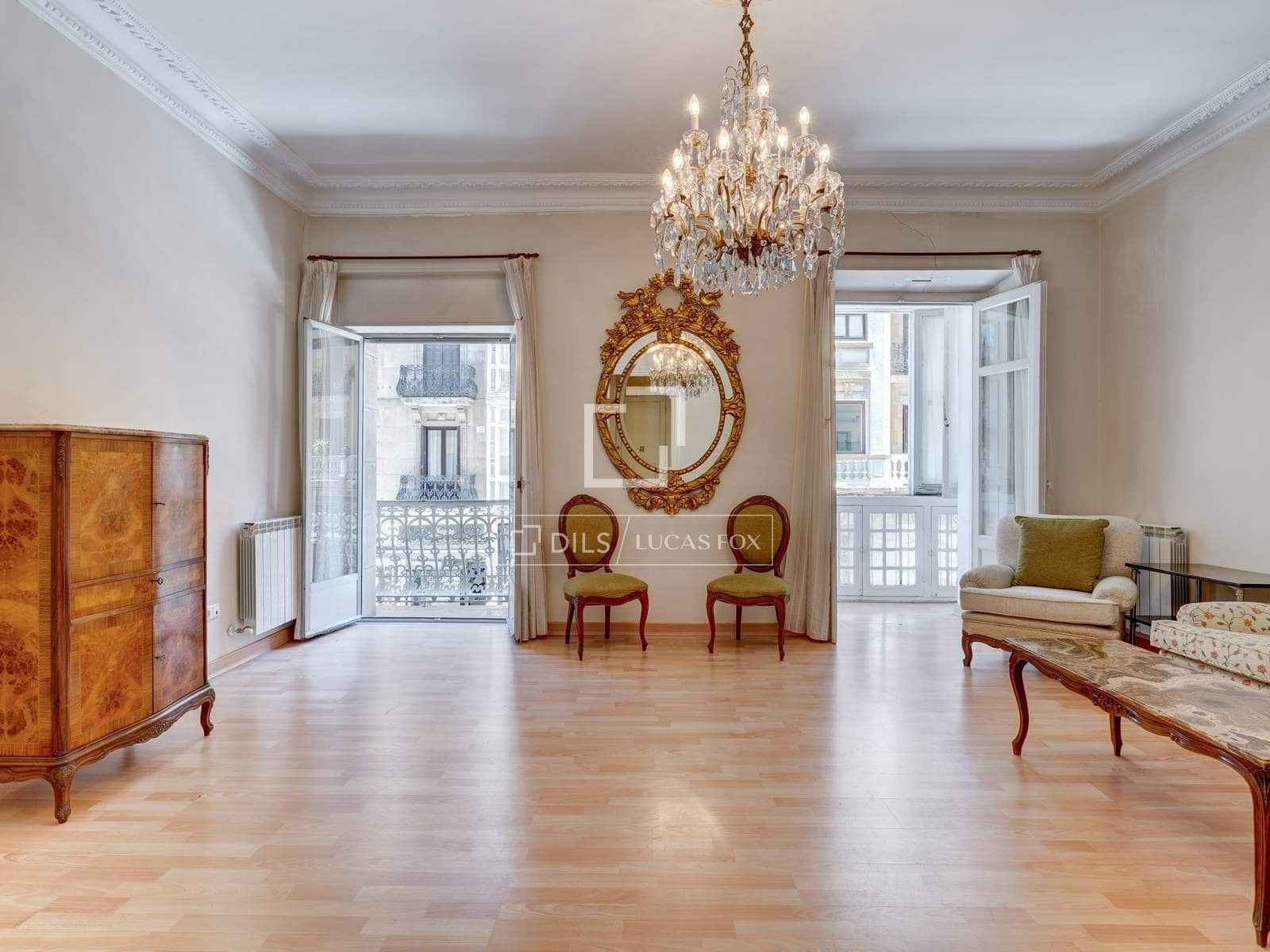 4 bedroom Apartment for sale in Donostia-San Sebastian - € 980,000 (Ref: 9883784)