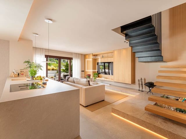 3 soveværelse Penthouse til salg i Marbella med swimmingpool garage - € 1.995.000 (Ref: 9883786)