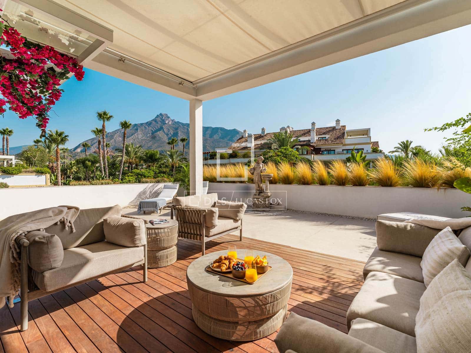 3 soveværelse Penthouse til salg i Marbella med swimmingpool garage - € 1.995.000 (Ref: 9883786)