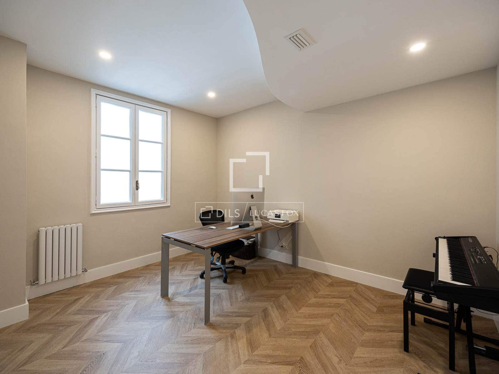 4 soveværelse Lejlighed til salg i Barcelona by - € 2.150.000 (Ref: 9889255)