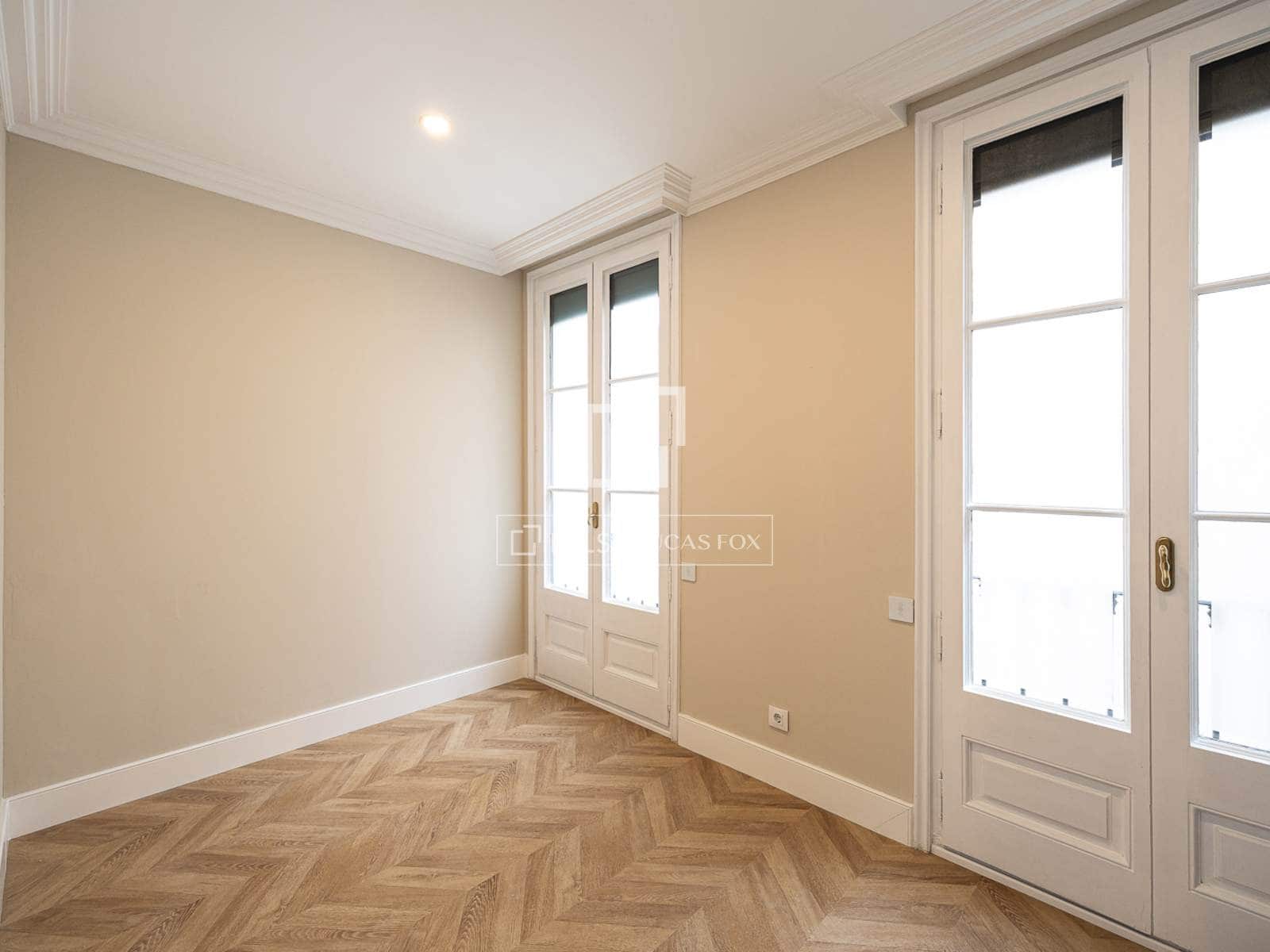 4 soveværelse Lejlighed til salg i Barcelona by - € 2.150.000 (Ref: 9889255)