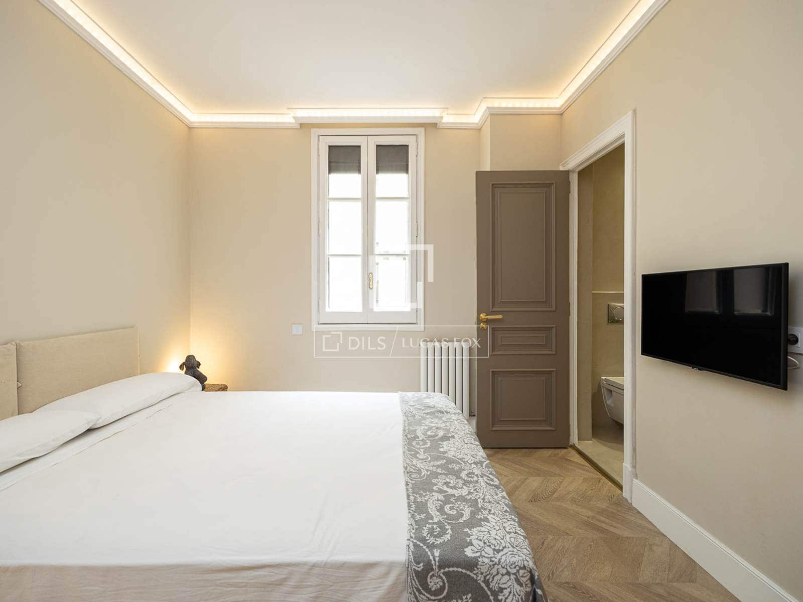 4 soveværelse Lejlighed til salg i Barcelona by - € 2.150.000 (Ref: 9889255)