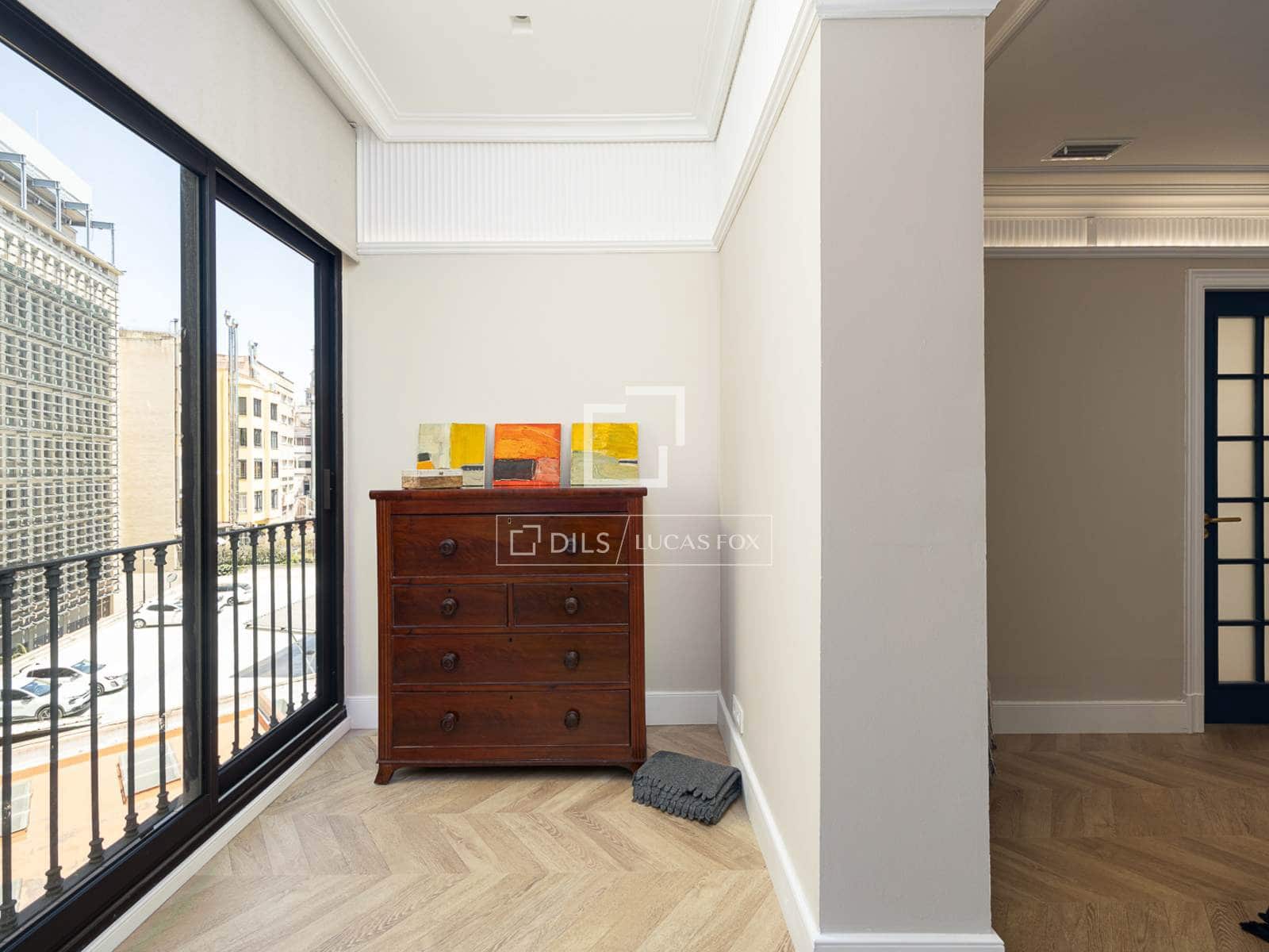 4 soveværelse Lejlighed til salg i Barcelona by - € 2.150.000 (Ref: 9889255)