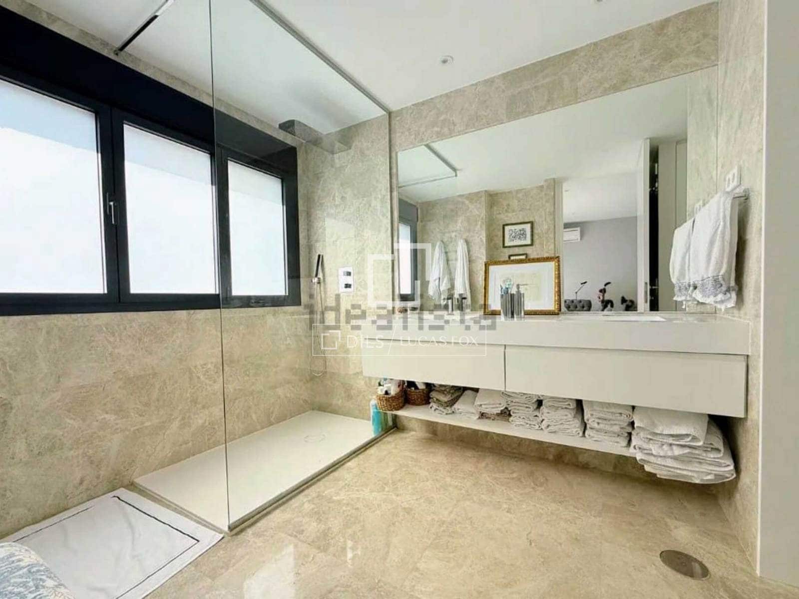 4 chambre Villa/Maison à vendre à La Moraleja - 1 850 000 € (Ref: 9889257)